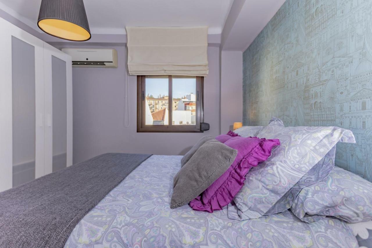 Junto A La Casa Natal De Picasso Apartment Малага Екстериор снимка